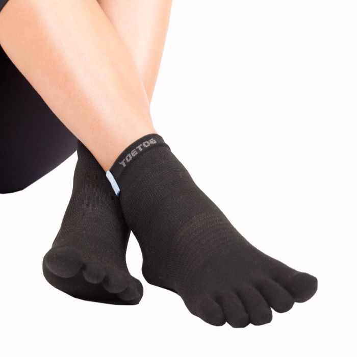 TOETOE - Essential Everyday Cotton Micro-Crew Toe Socks (Black, 4.5-11.5) :  : Clothing, Shoes & Accessories
